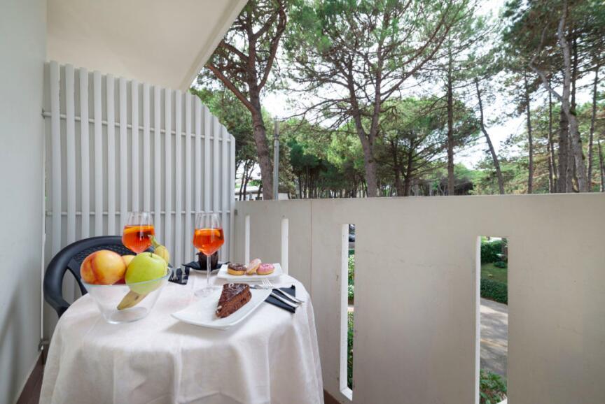 Hotel Airone (Adults Only) บิบิโอเน ภายนอก รูปภาพ