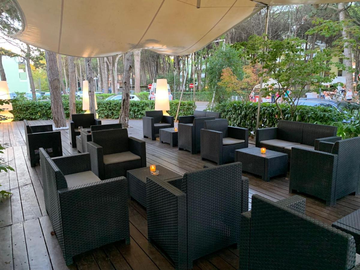 Hotel Airone (Adults Only) บิบิโอเน ภายนอก รูปภาพ
